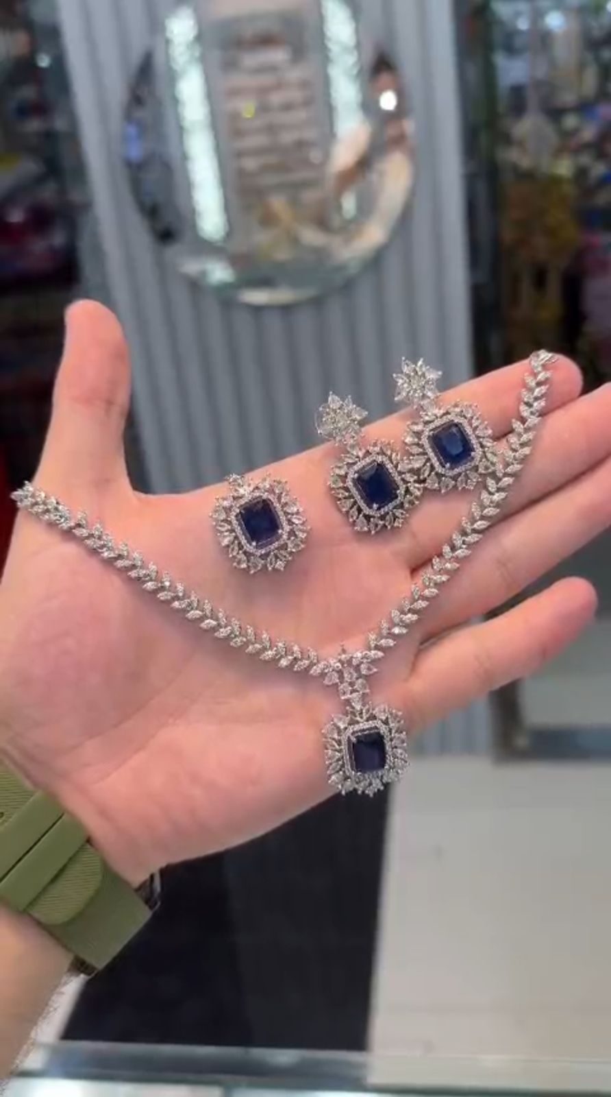 Zircon Necklace Set
