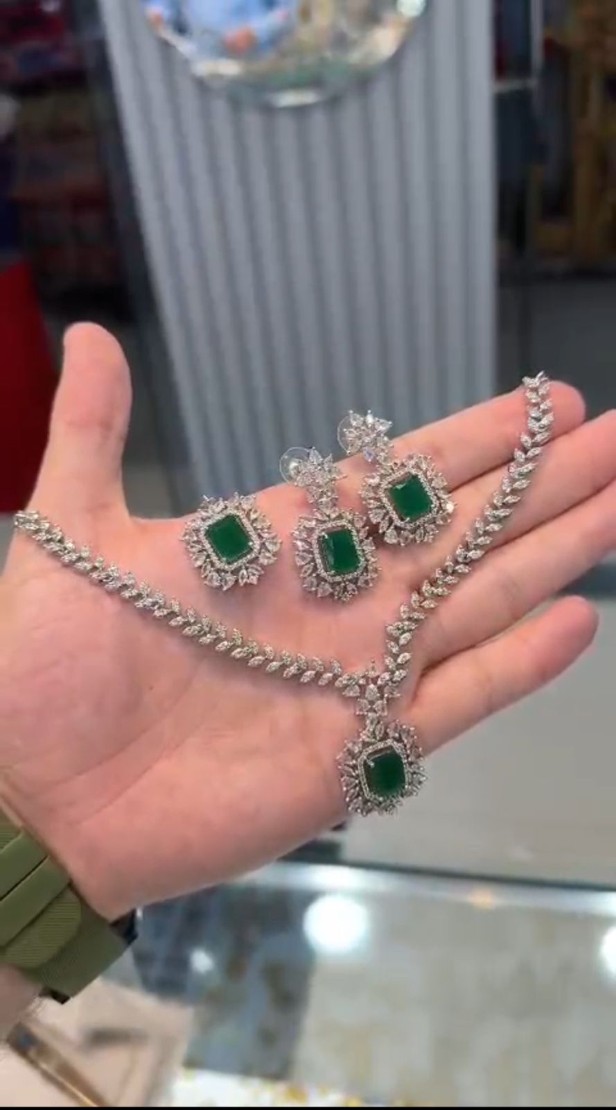 Zircon Necklace Set