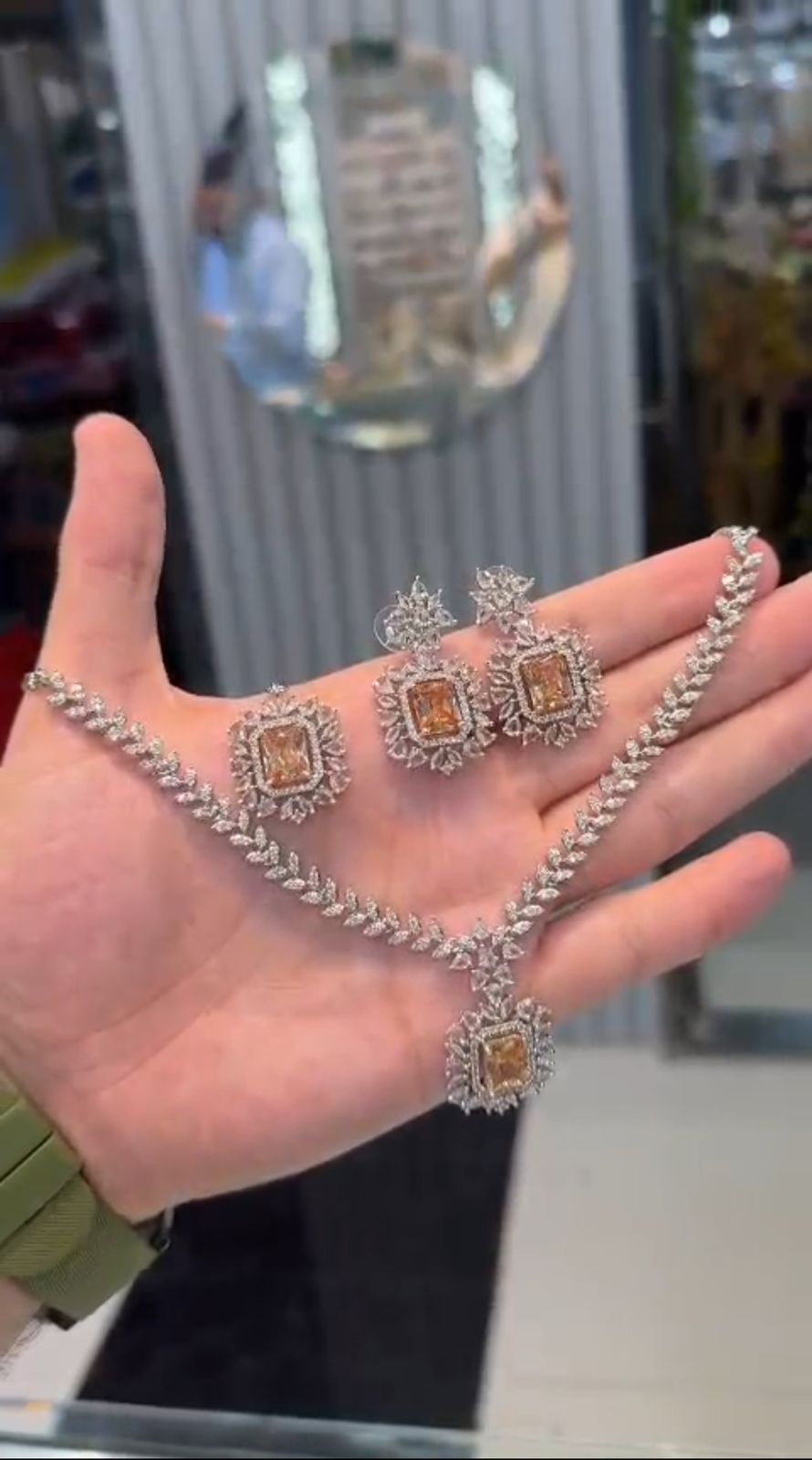 Zircon Necklace Set